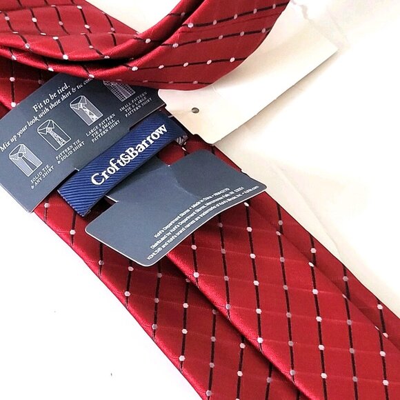 Croft & Barrow Neck Tie NWT Men's Burgundy Dots Geometric 57" x 3 1/4" - Picture 3 of 4